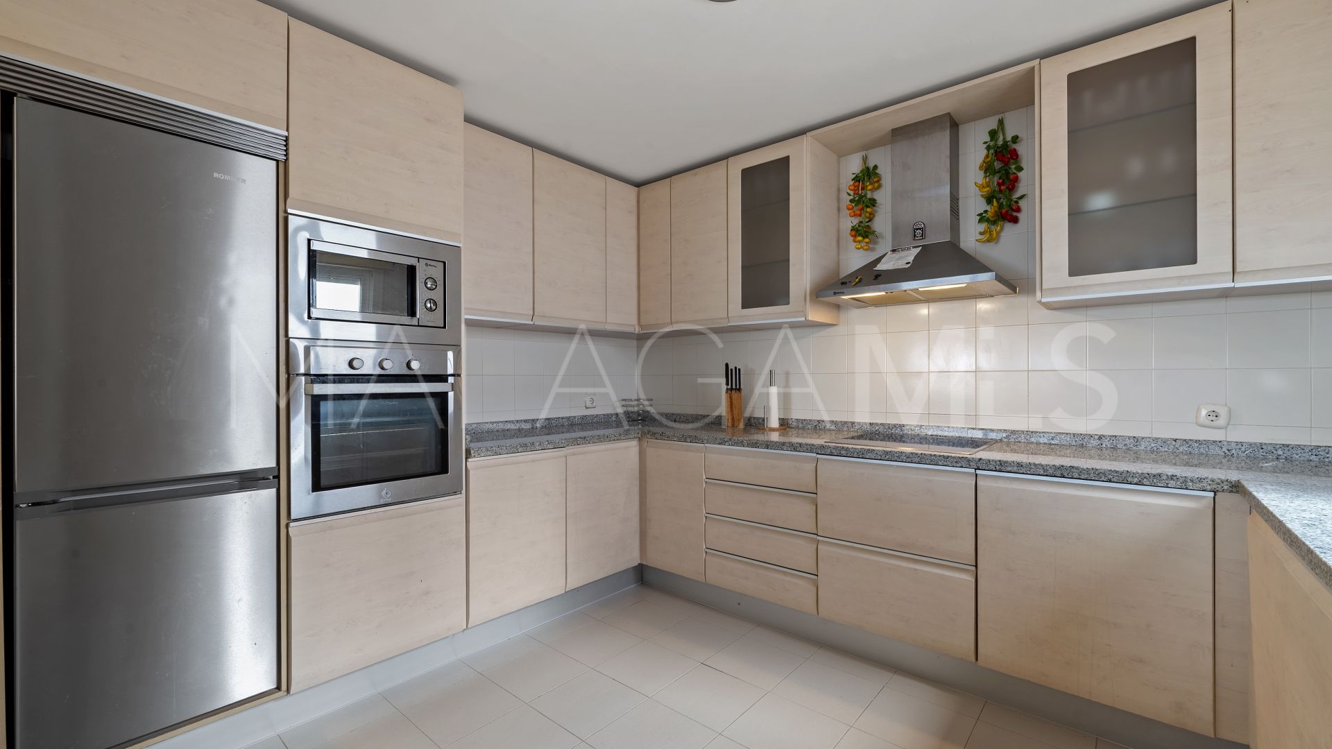 Calahonda 2 bedrooms ground floor apartment for sale