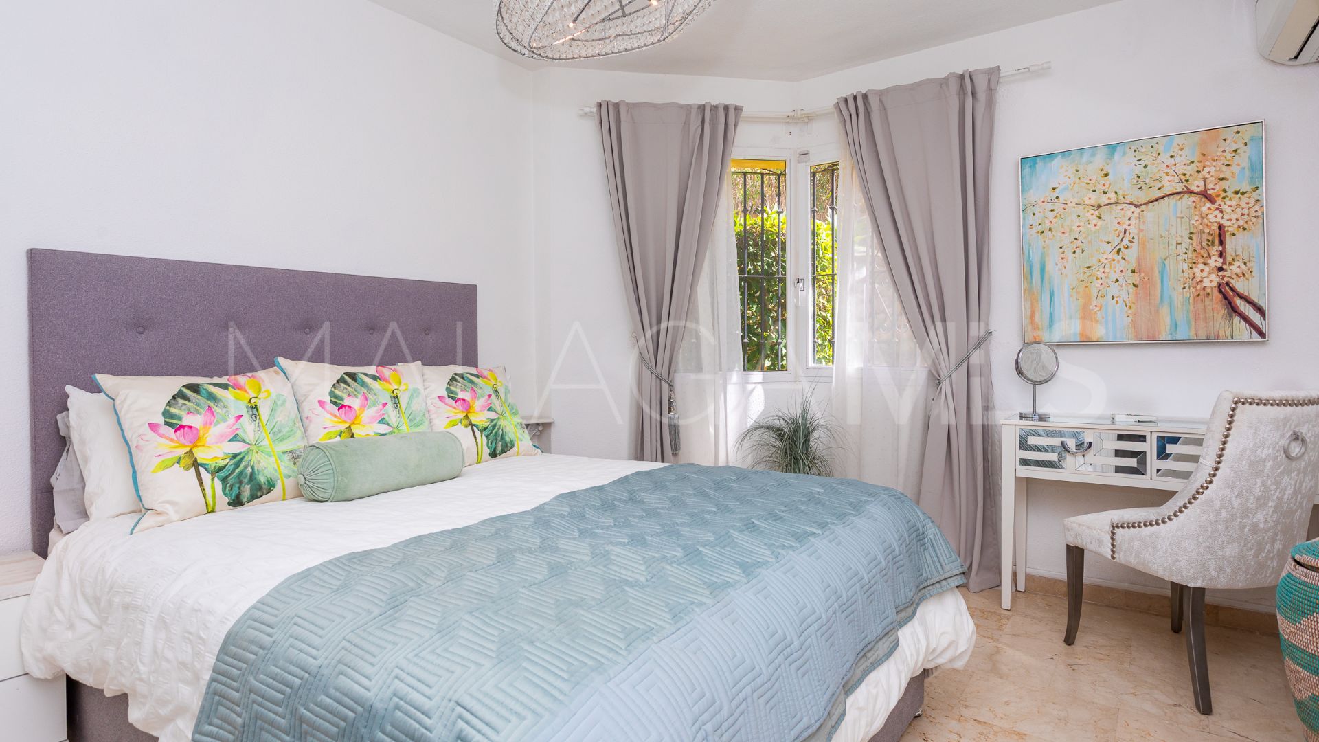 Appartement rez de chaussée for sale in Calahonda