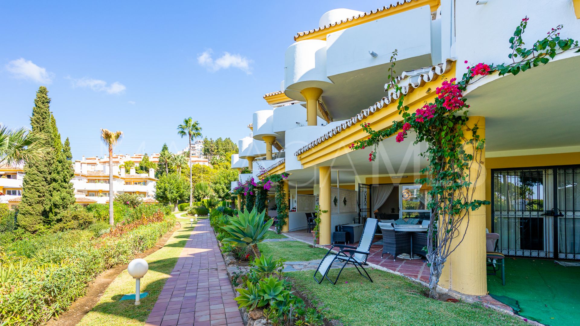 Appartement rez de chaussée for sale in Calahonda