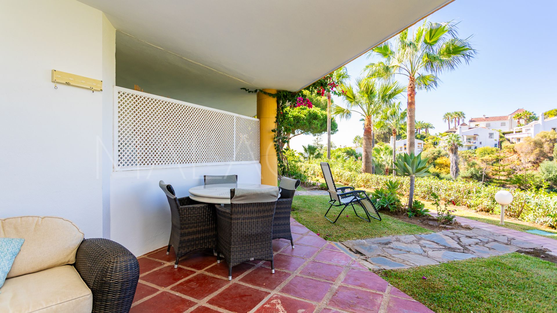 Appartement rez de chaussée for sale in Calahonda