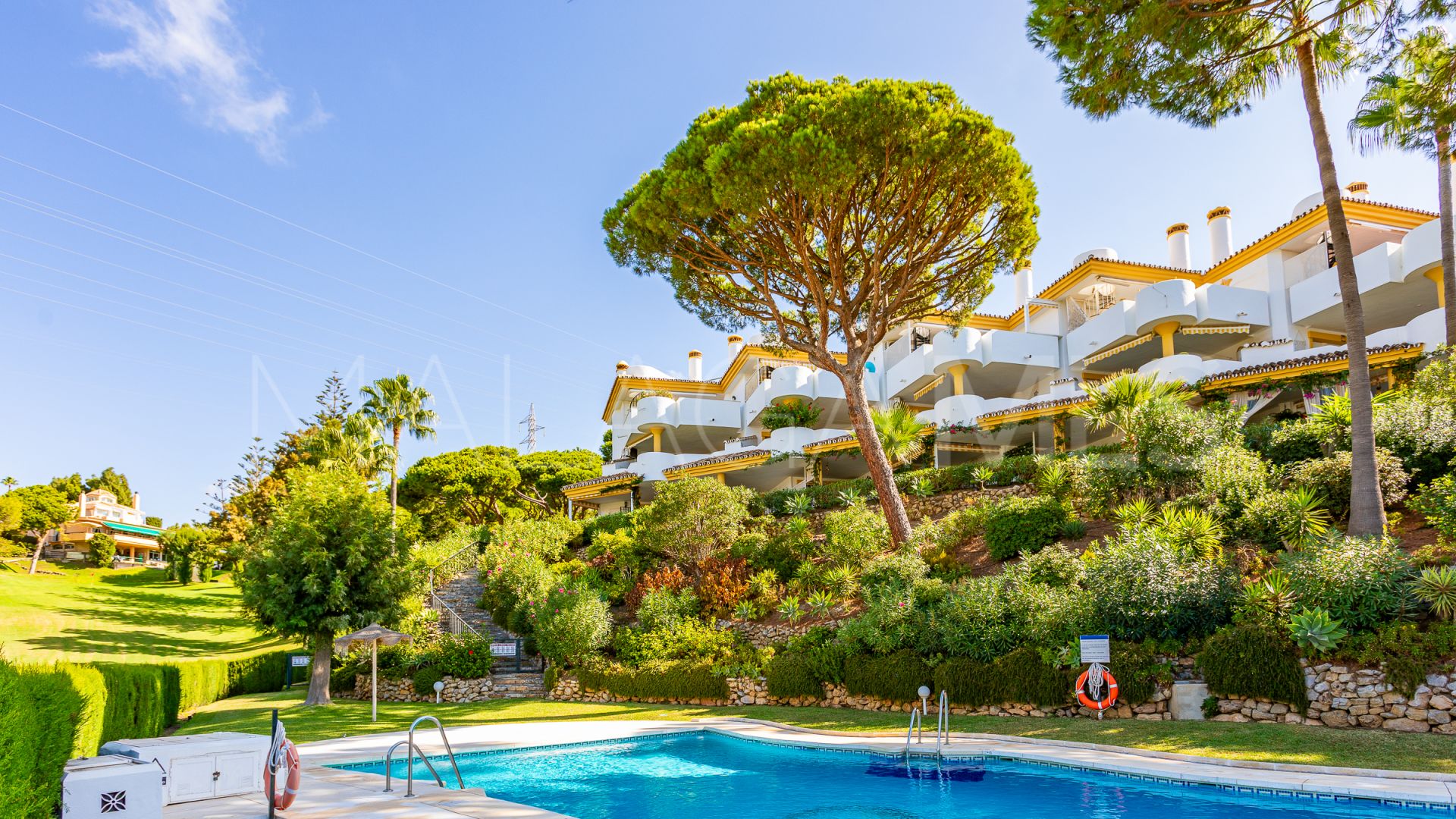 Appartement rez de chaussée for sale in Calahonda