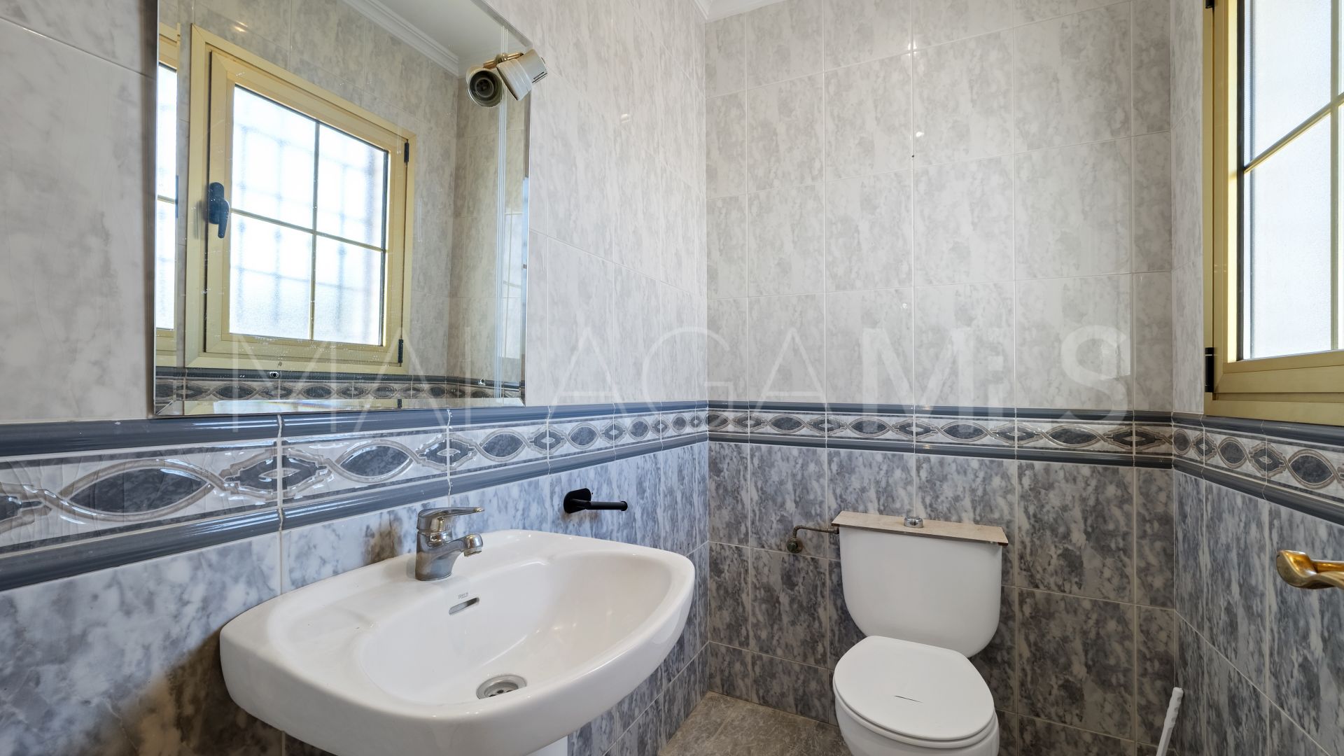 Villa for sale in Cerros del Aguila