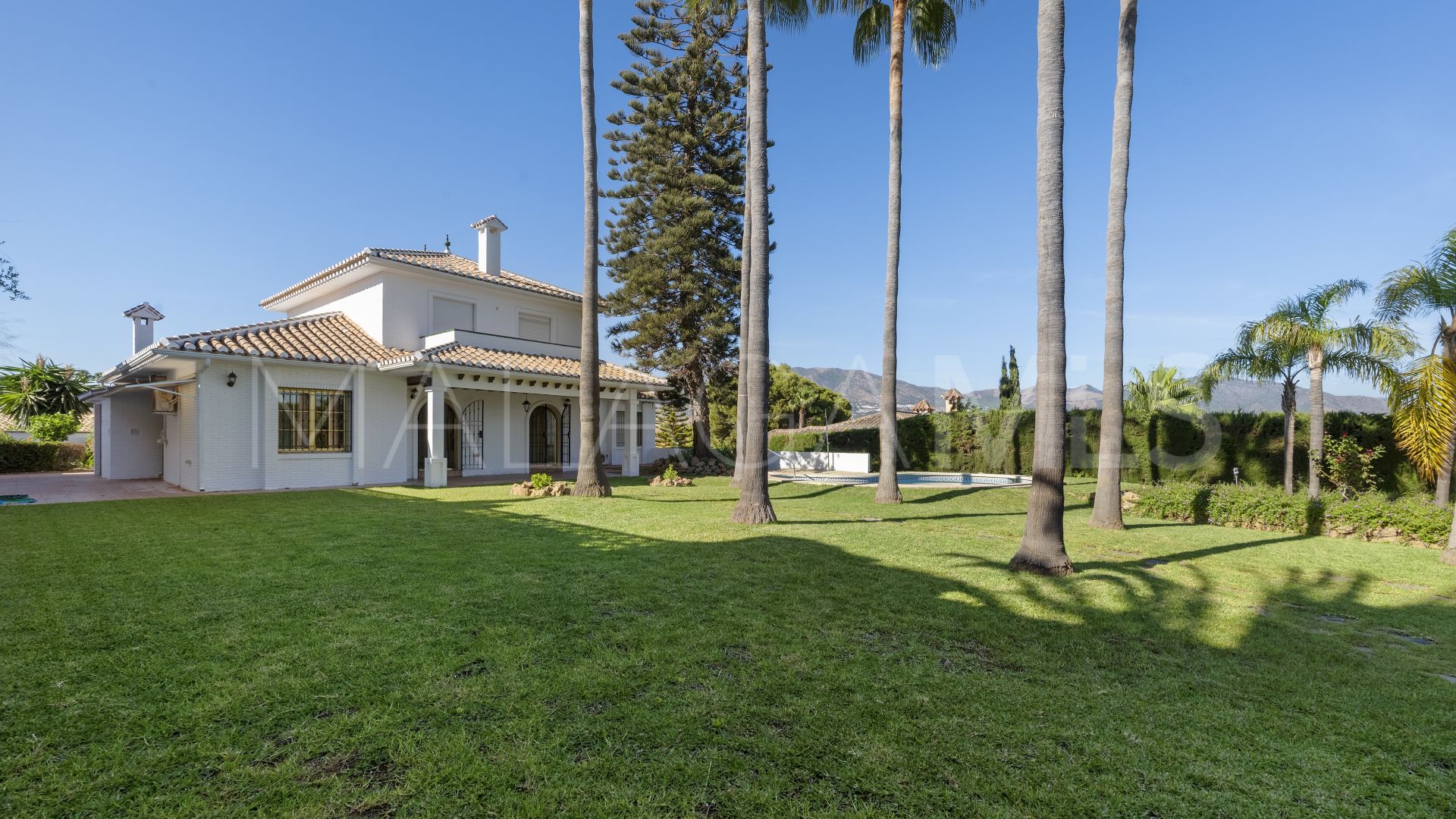 Villa for sale in Cerros del Aguila