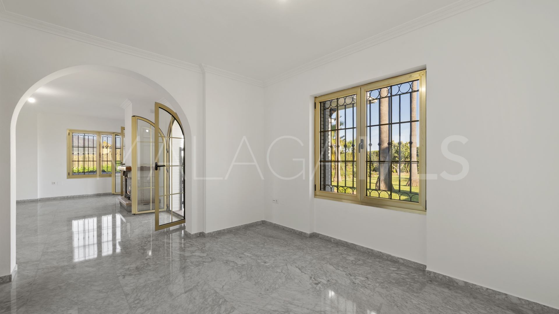 Villa for sale in Cerros del Aguila