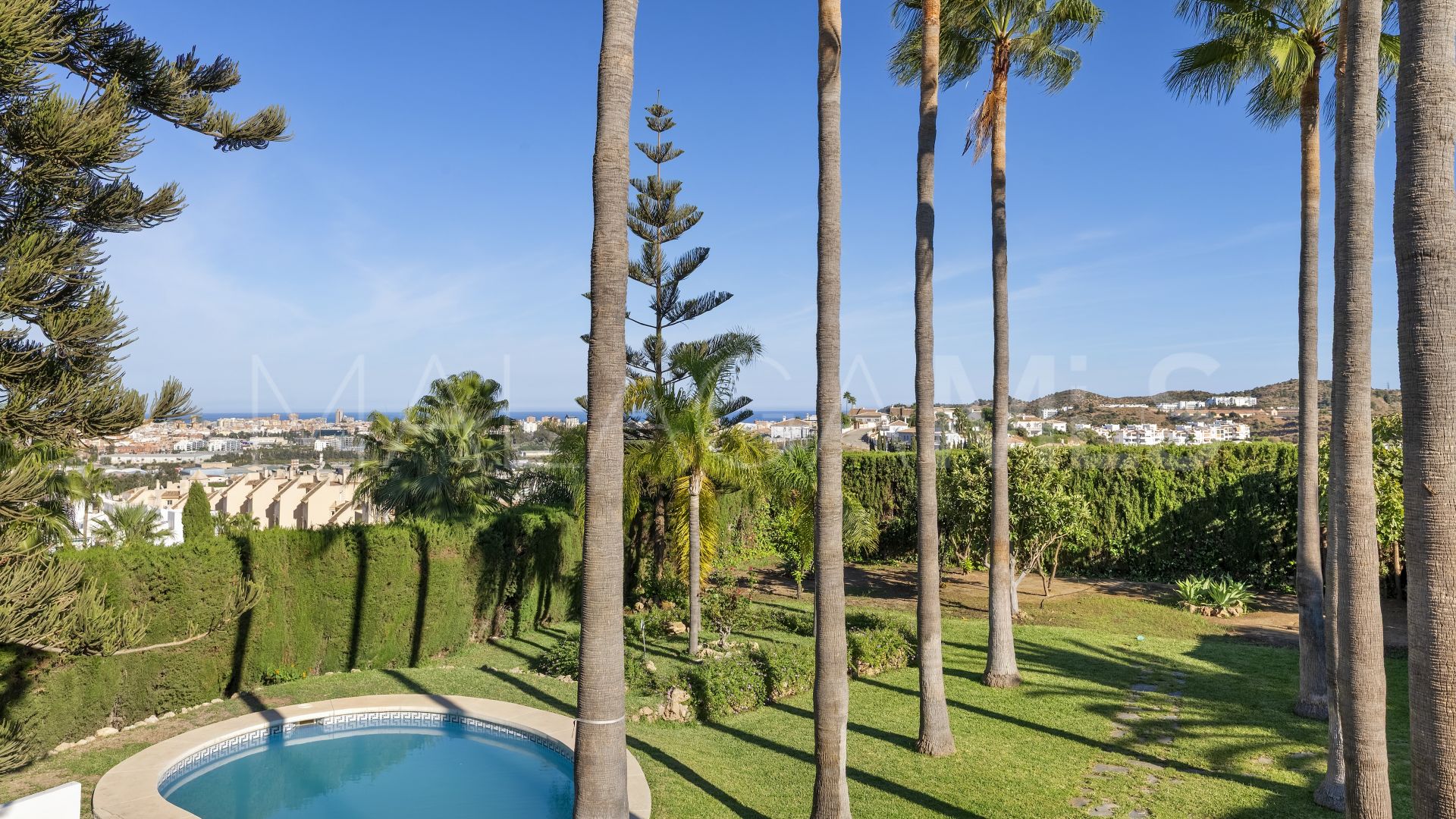 Villa for sale in Cerros del Aguila