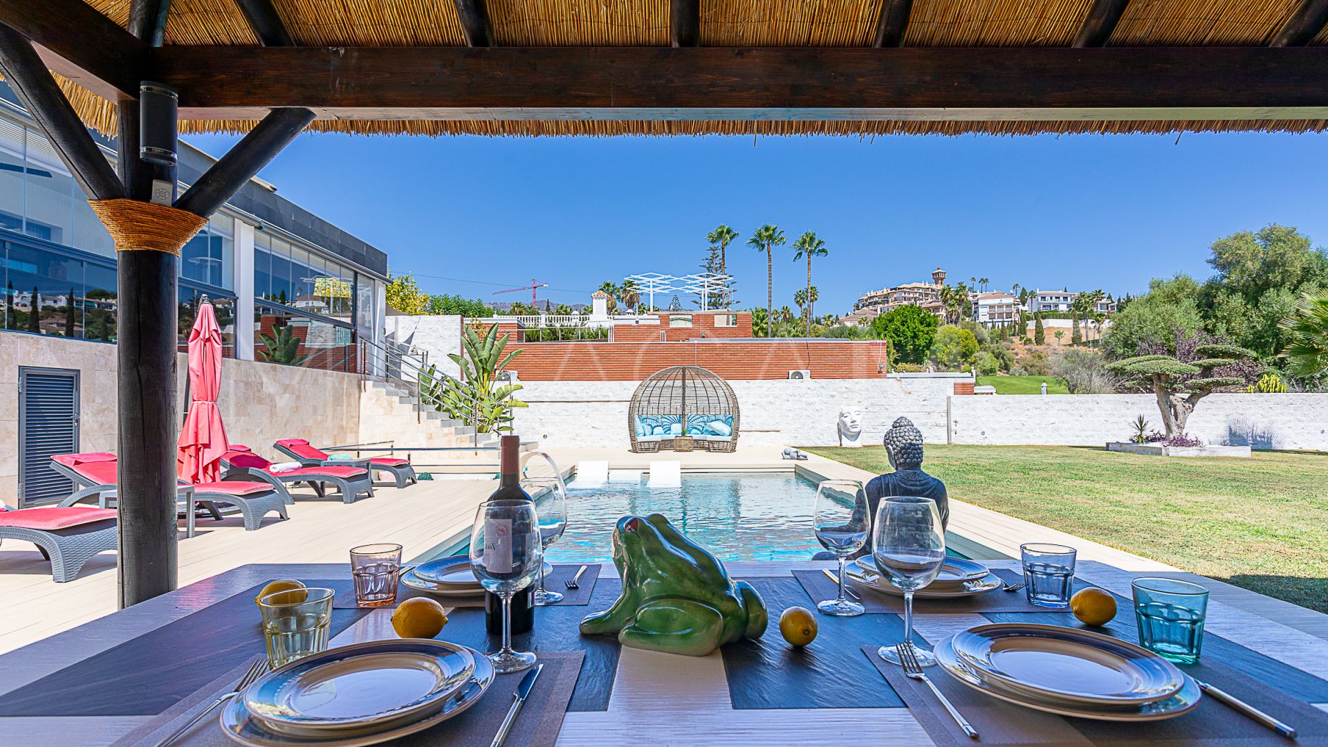 Villa for sale in Mijas Golf
