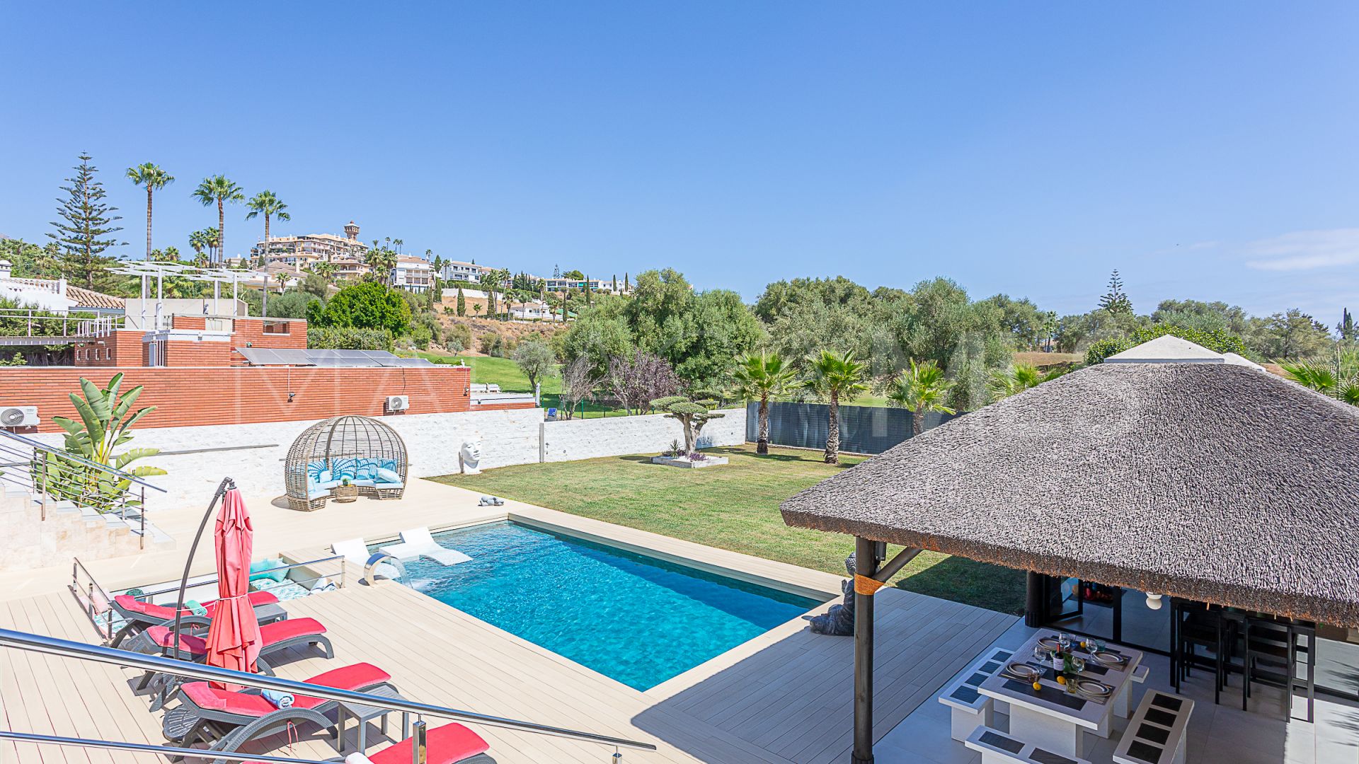 Villa for sale in Mijas Golf