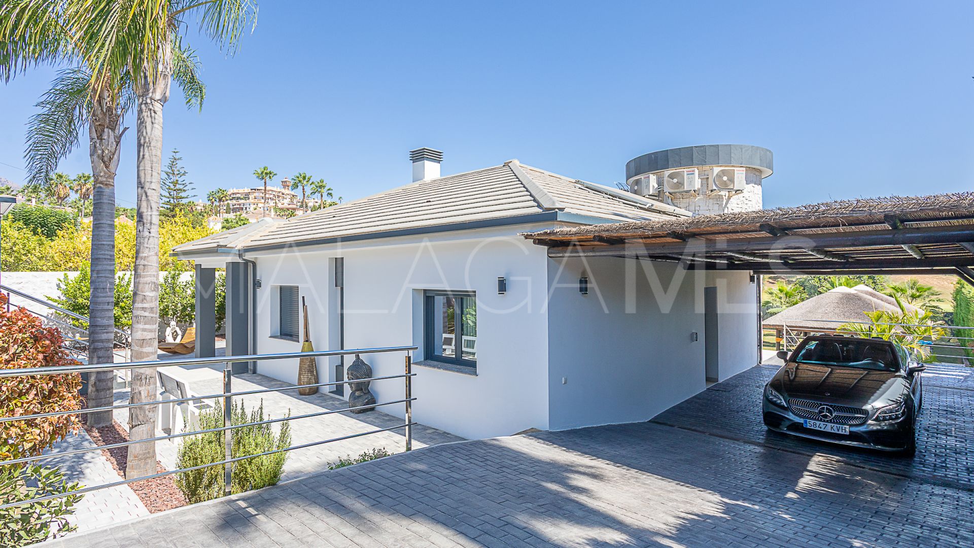 Villa for sale in Mijas Golf
