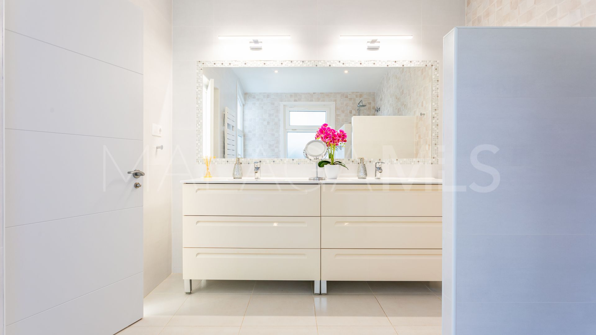 Calahonda, villa de 3 bedrooms a la venta