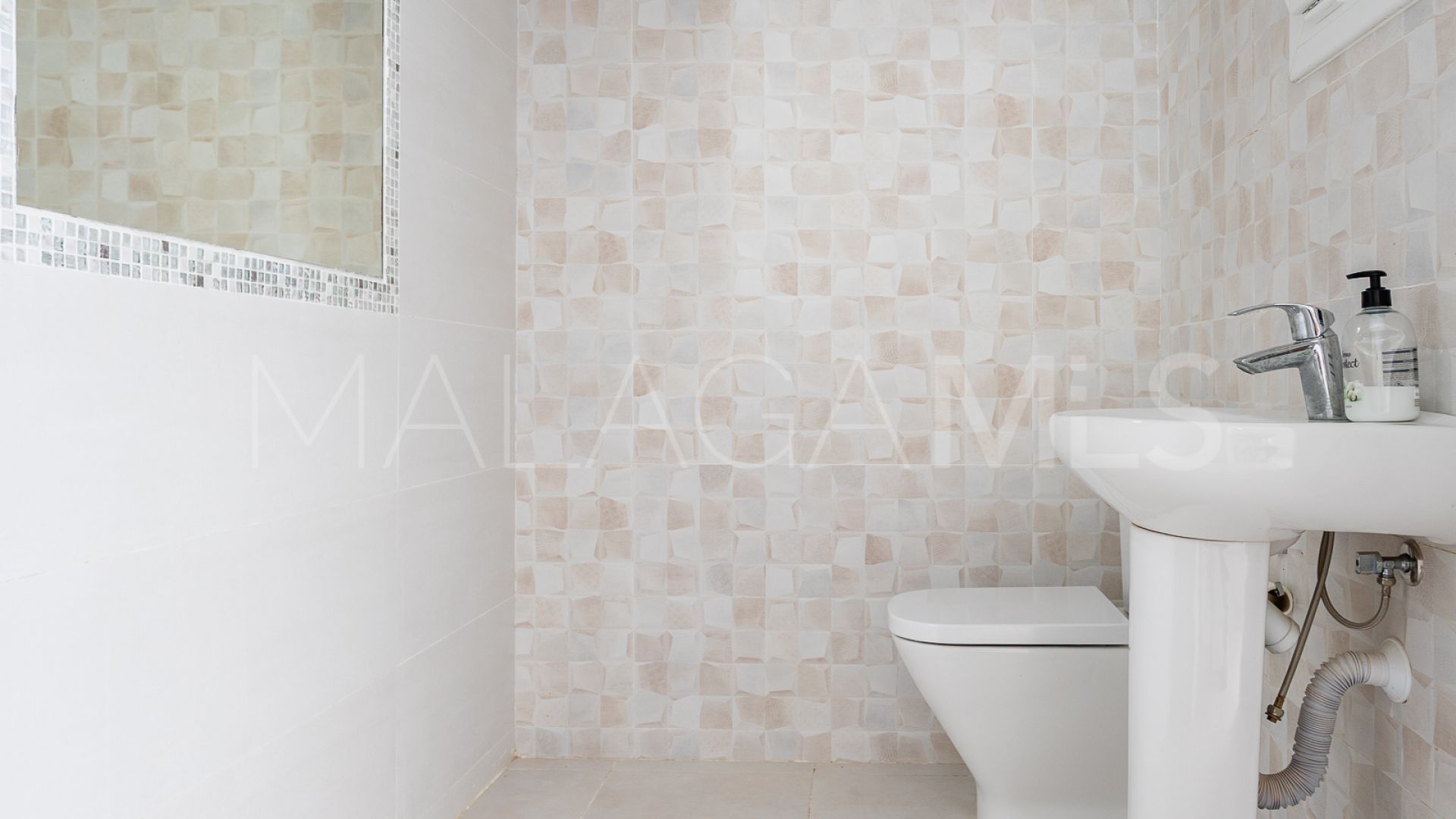 Calahonda, villa de 3 bedrooms a la venta