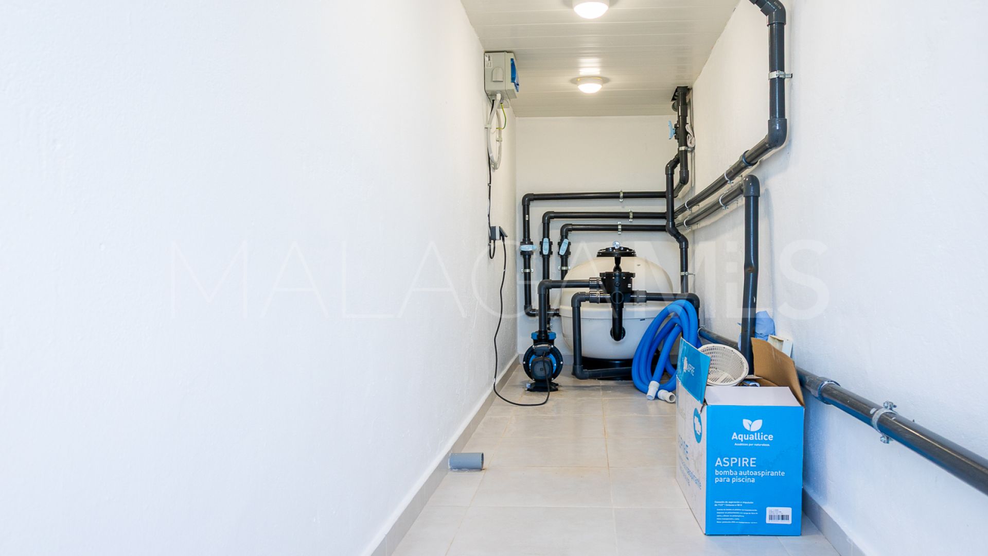 Calahonda, villa de 3 bedrooms a la venta