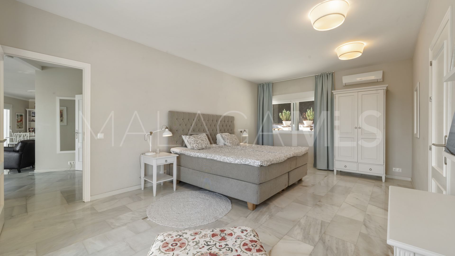 Villa for sale de 4 bedrooms in Sierrezuela