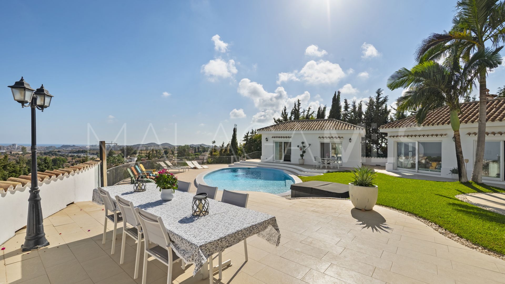 Villa for sale de 4 bedrooms in Sierrezuela