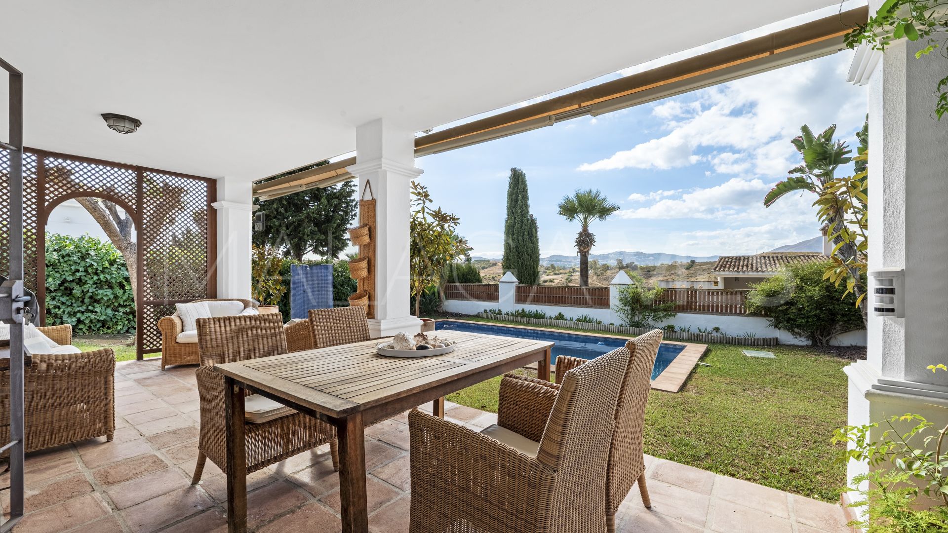 Villa for sale in Mijas Golf