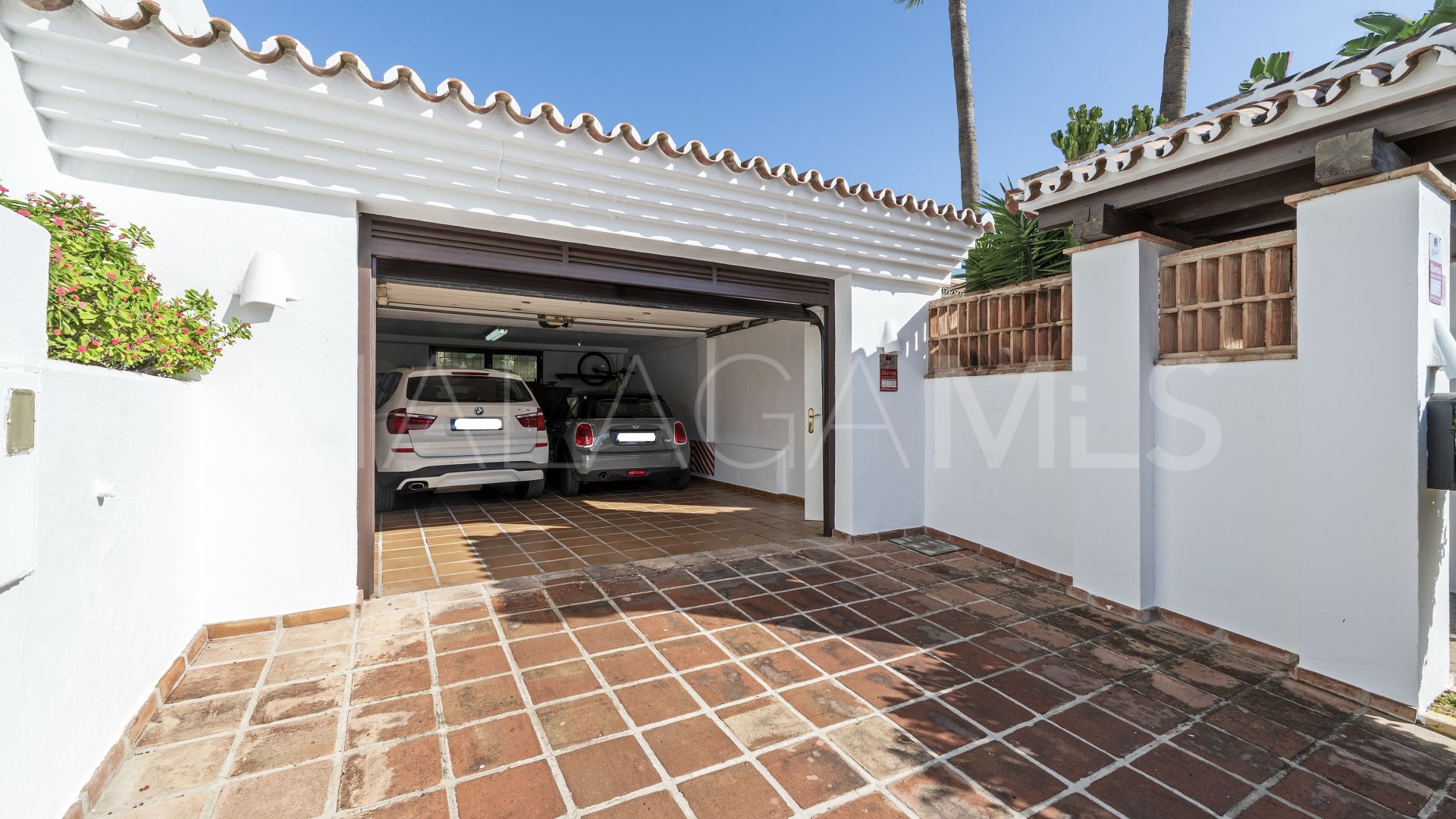 Villa for sale in Mijas Golf