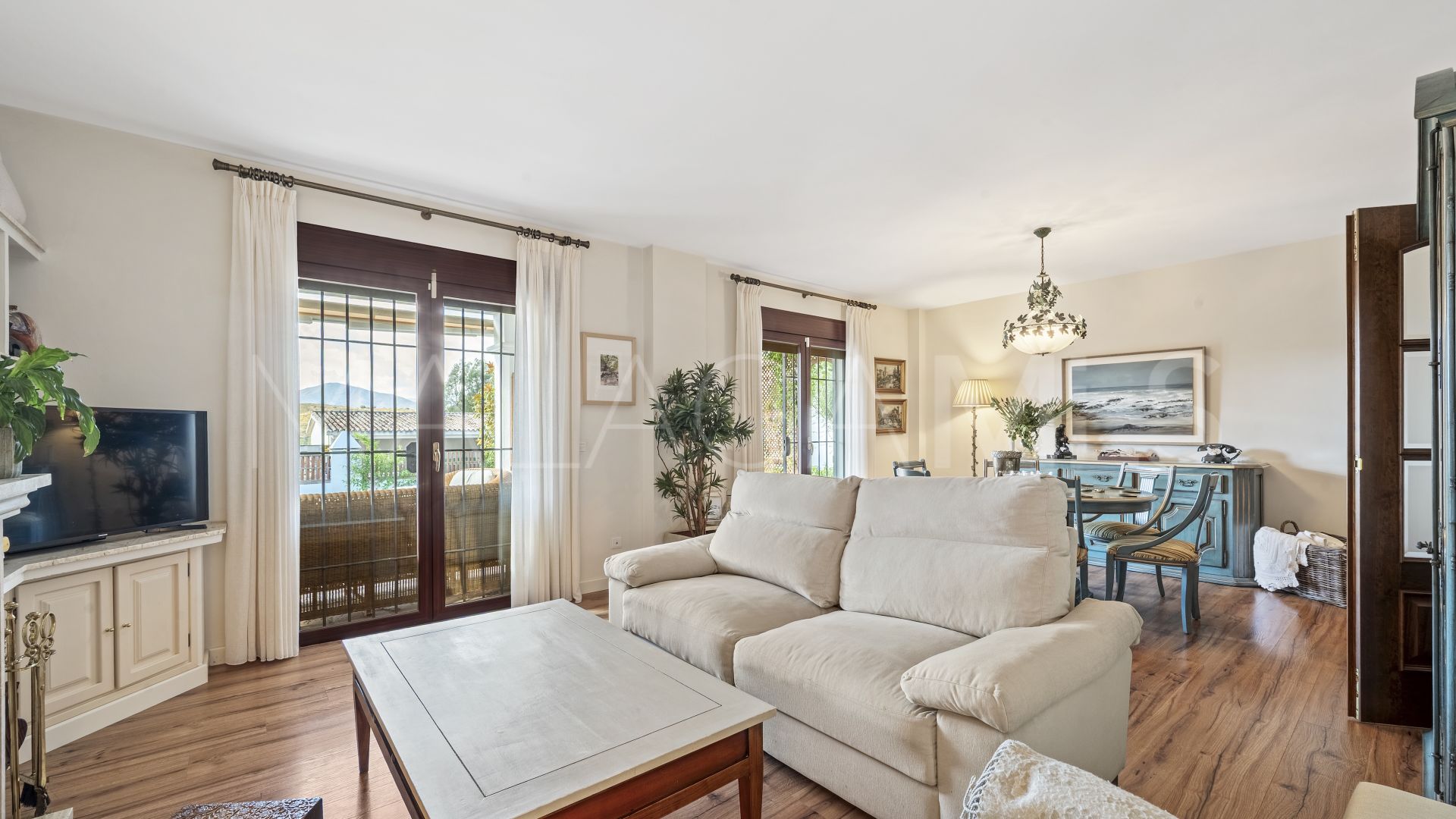 Villa for sale in Mijas Golf