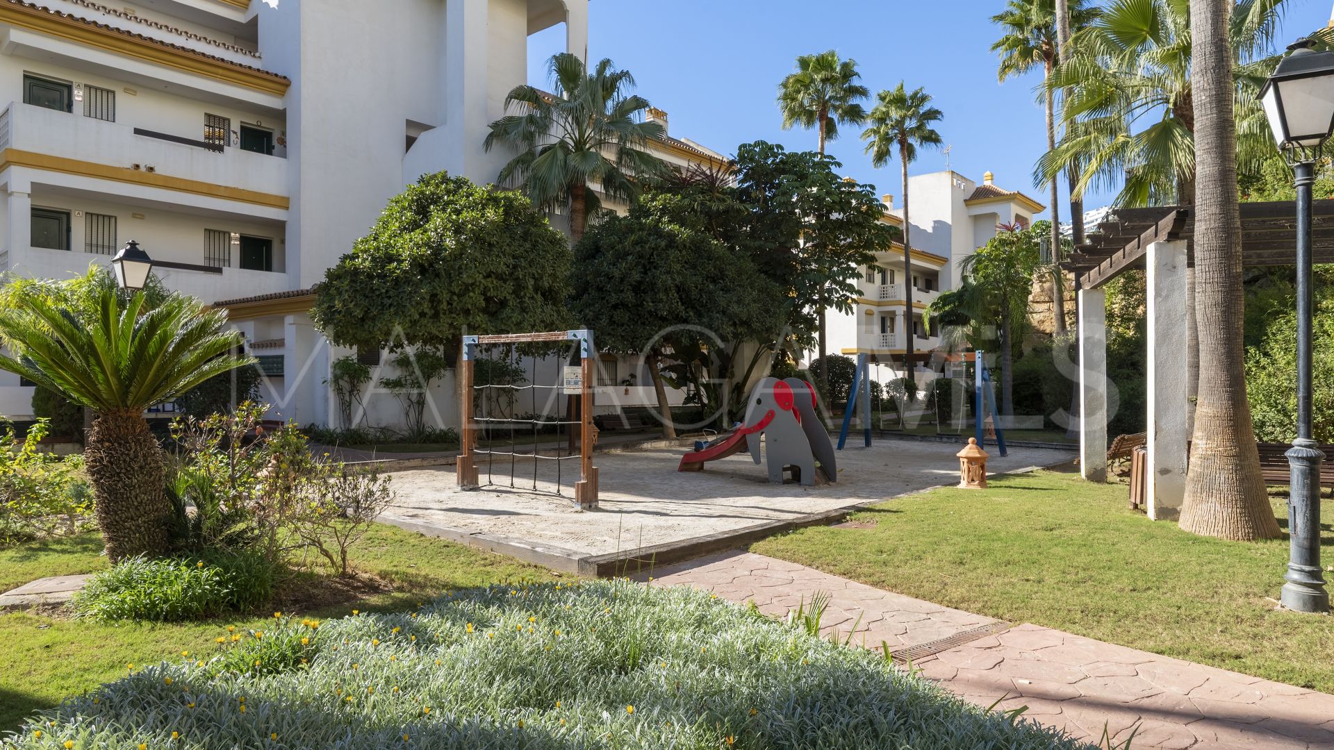 For sale apartment in Calanova Golf