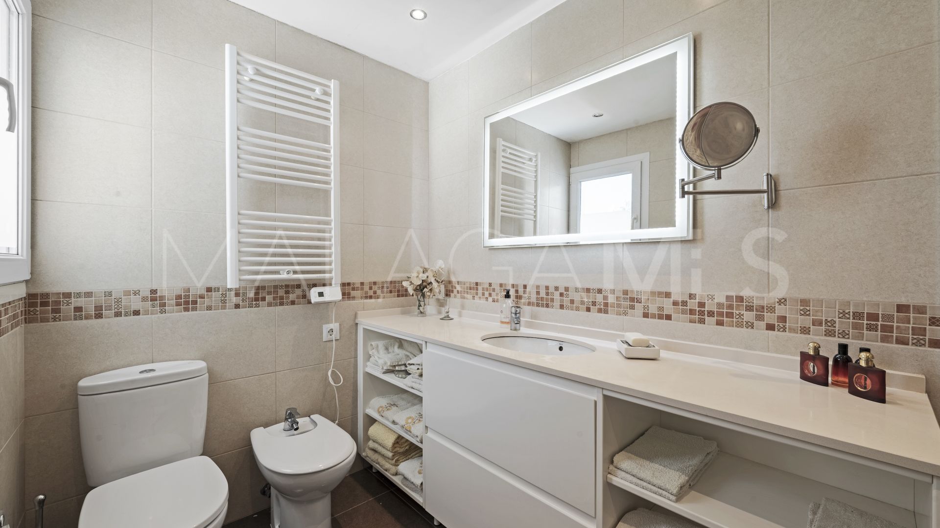 Duplex penthouse for sale in Calahonda