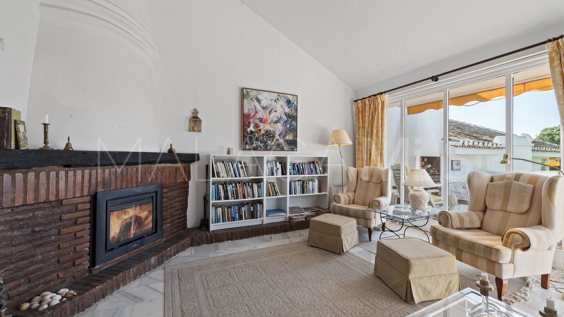 Duplex penthouse for sale in Calahonda