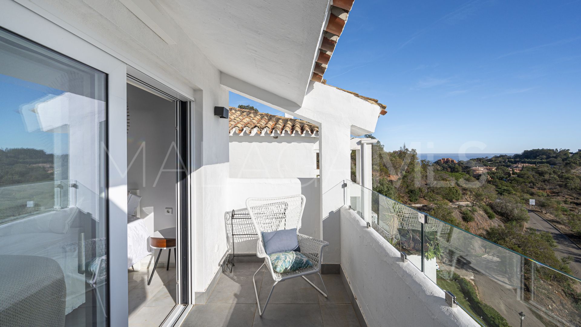 Penthaus for sale in Elviria