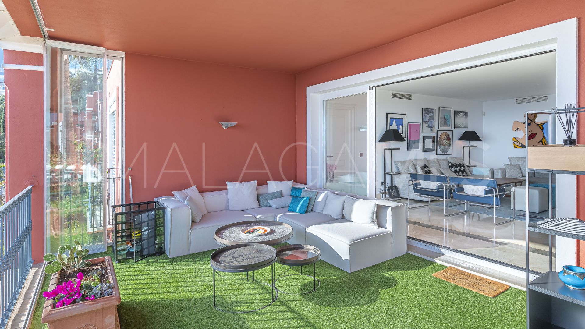 Se vende apartamento in La Mairena with 4 bedrooms