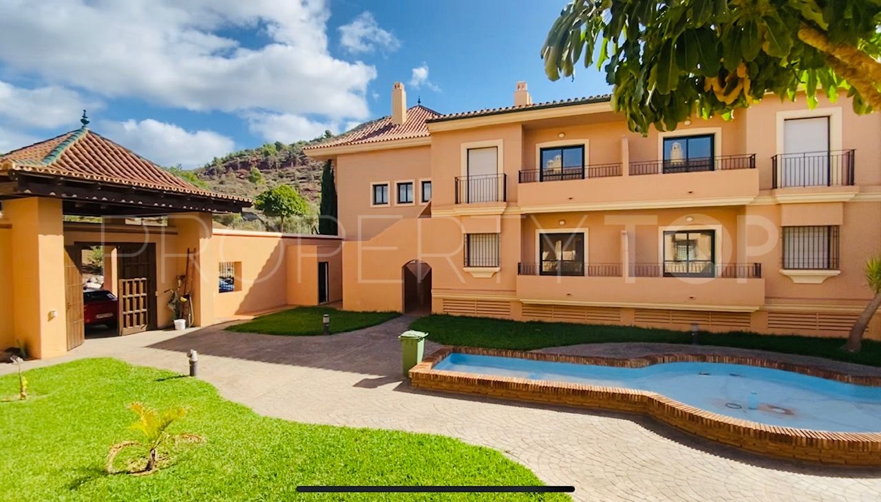 Investment with 63 bedrooms for sale in Malaga - Este