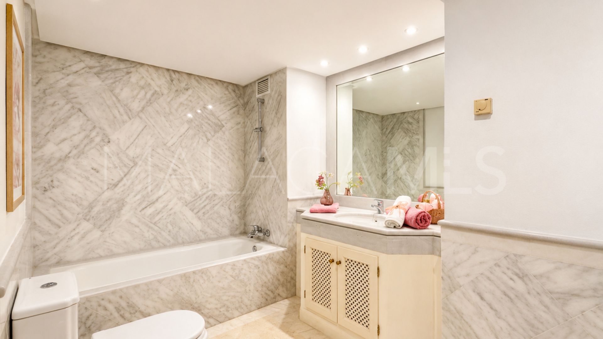 Buy apartamento de 2 bedrooms in La Mairena