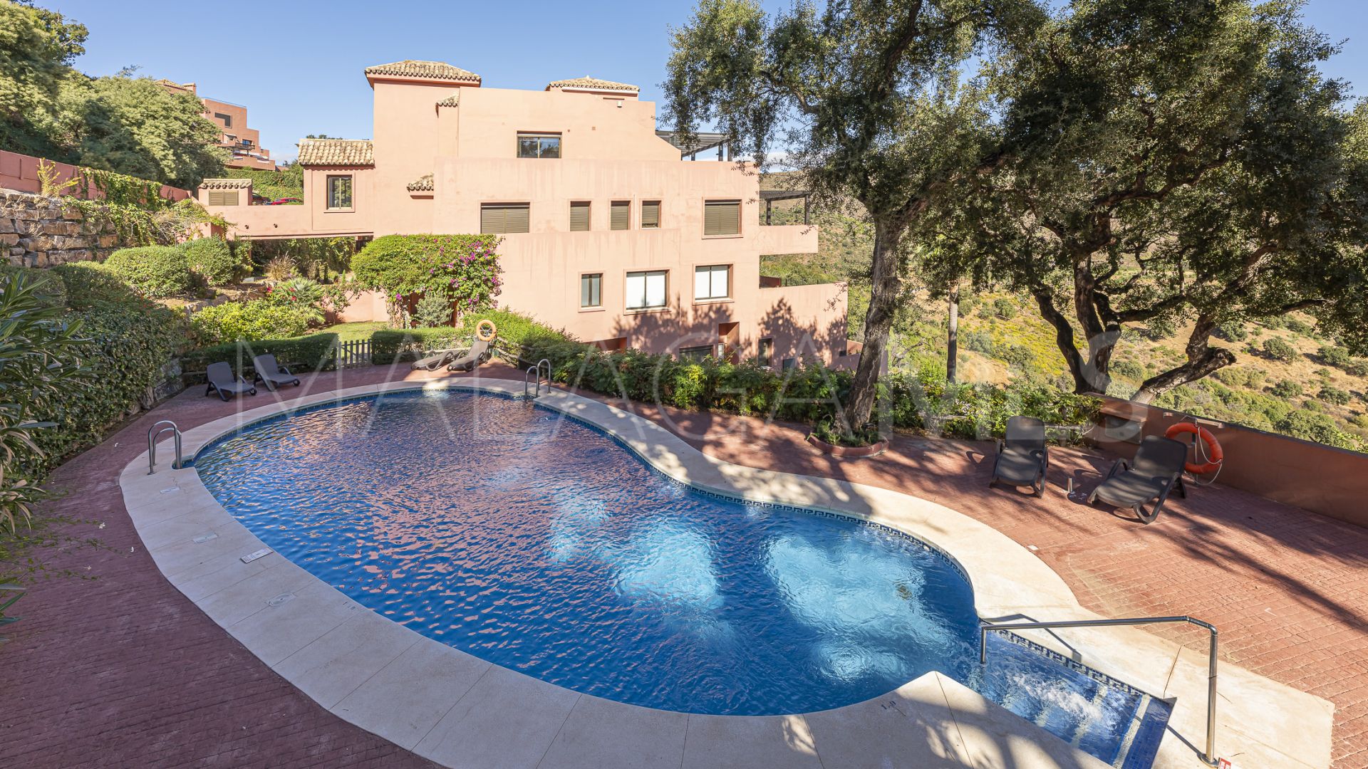 Apartamento a la venta with 3 bedrooms in La Mairena