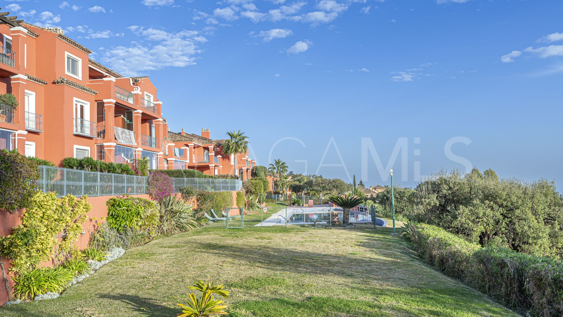 For sale 2 bedrooms penthouse in La Mairena
