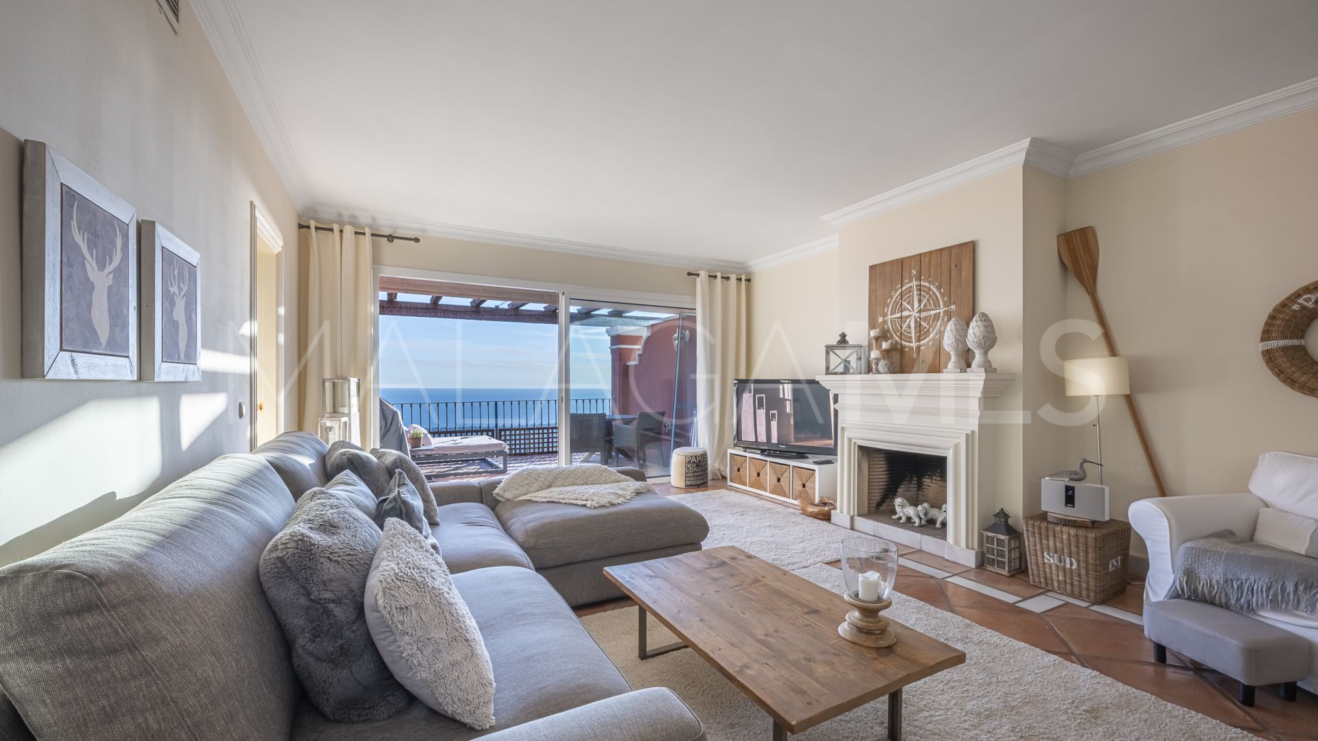 For sale 2 bedrooms penthouse in La Mairena