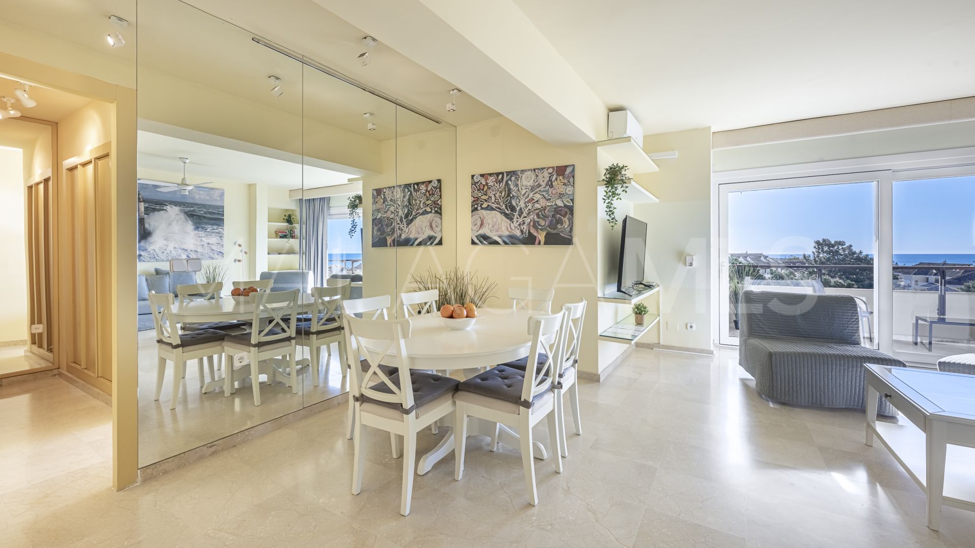 Lägenhet for sale in Elviria