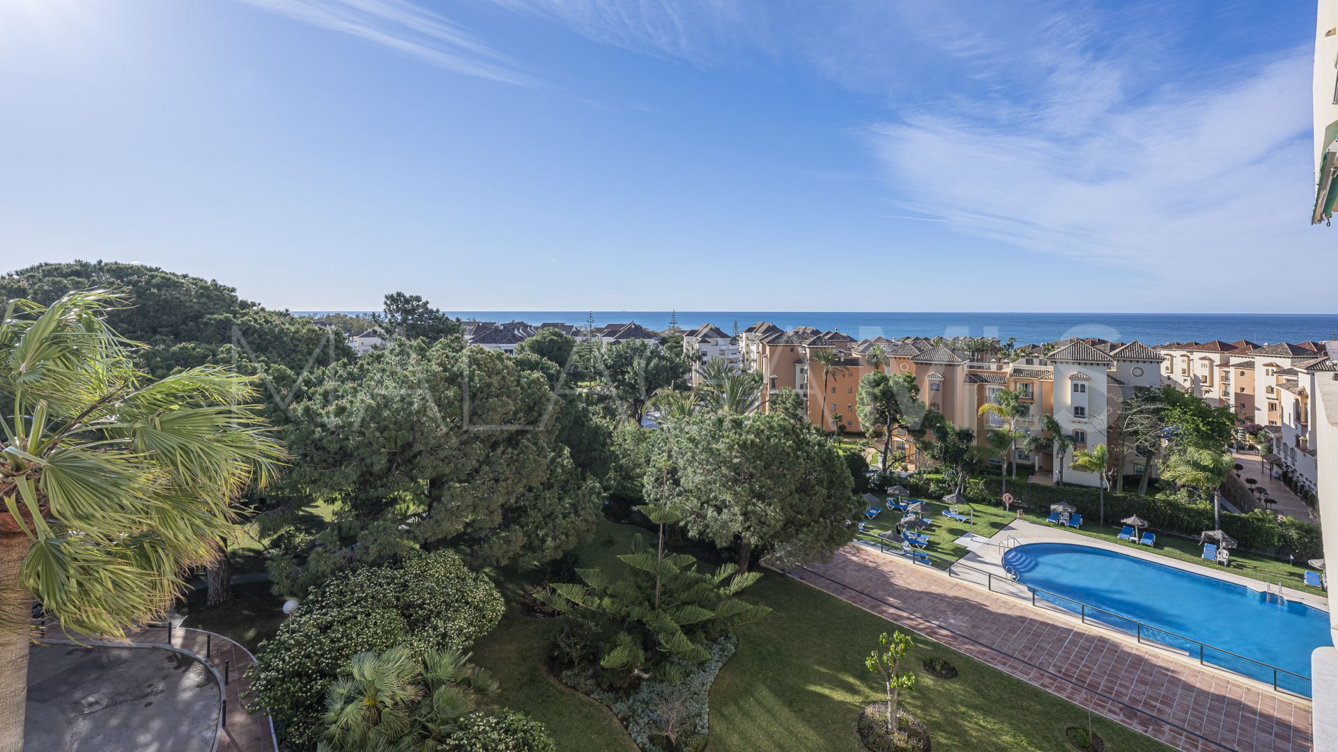 Lägenhet for sale in Elviria