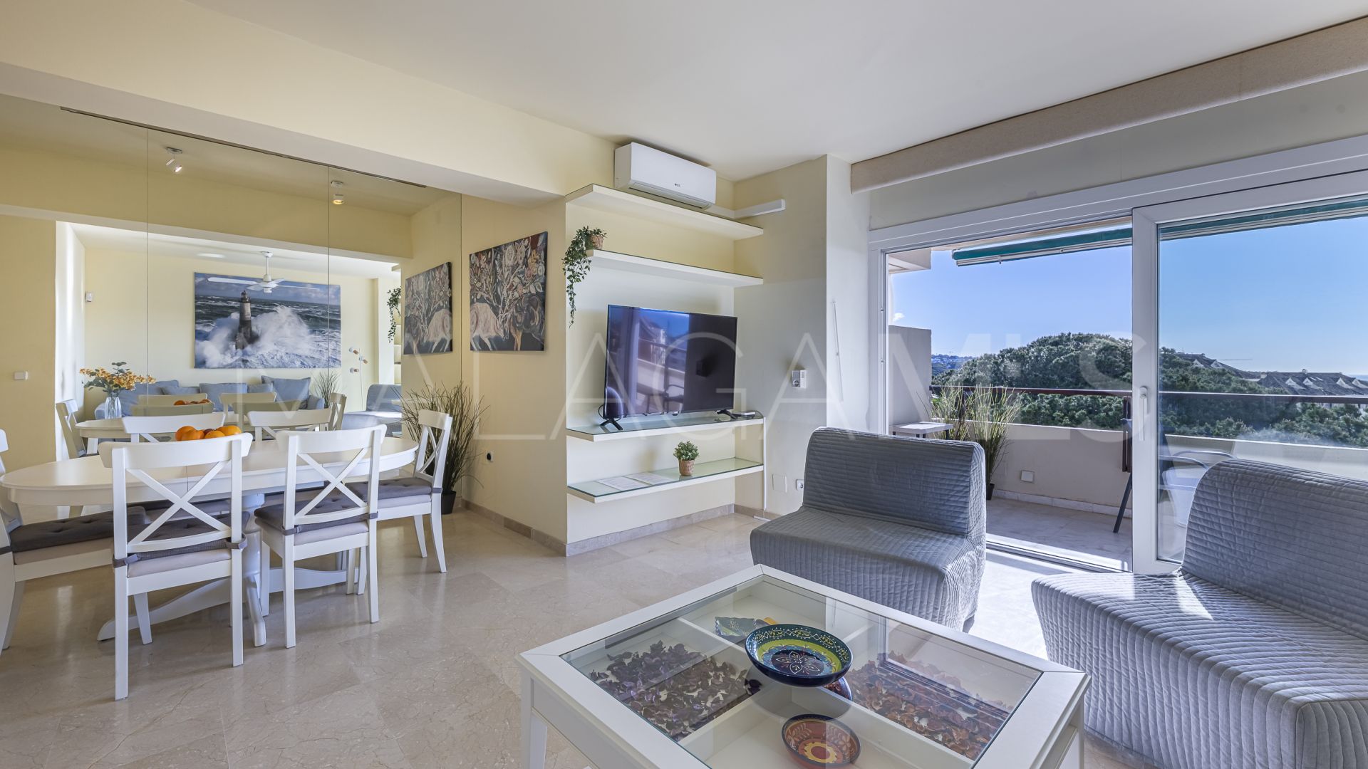 Lägenhet for sale in Elviria