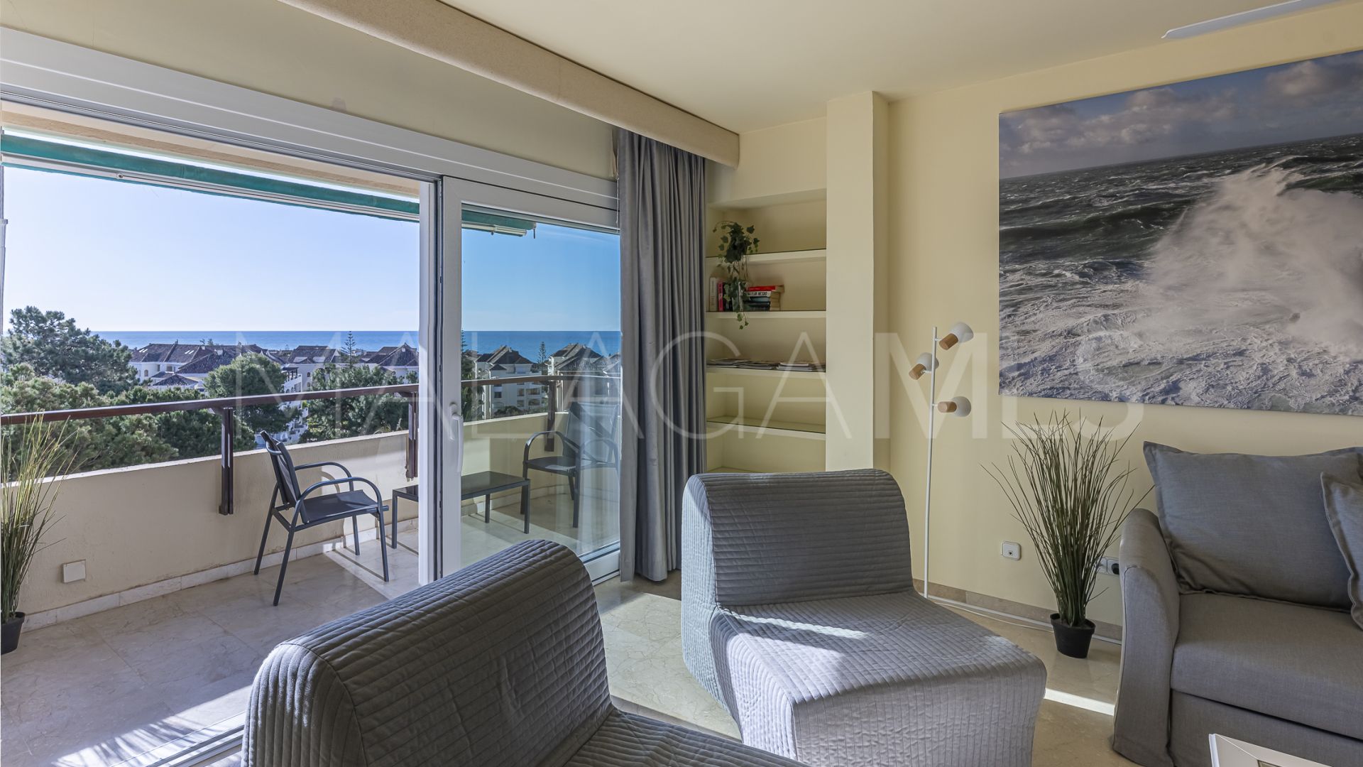 Lägenhet for sale in Elviria