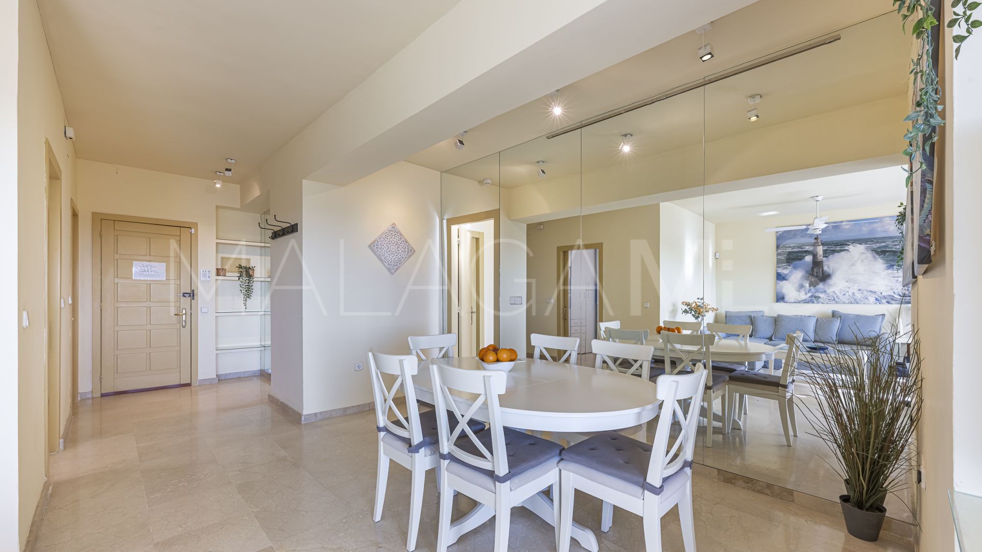 Lägenhet for sale in Elviria