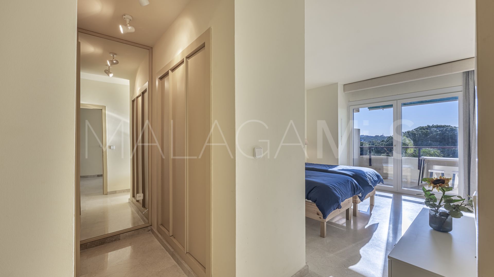 Lägenhet for sale in Elviria