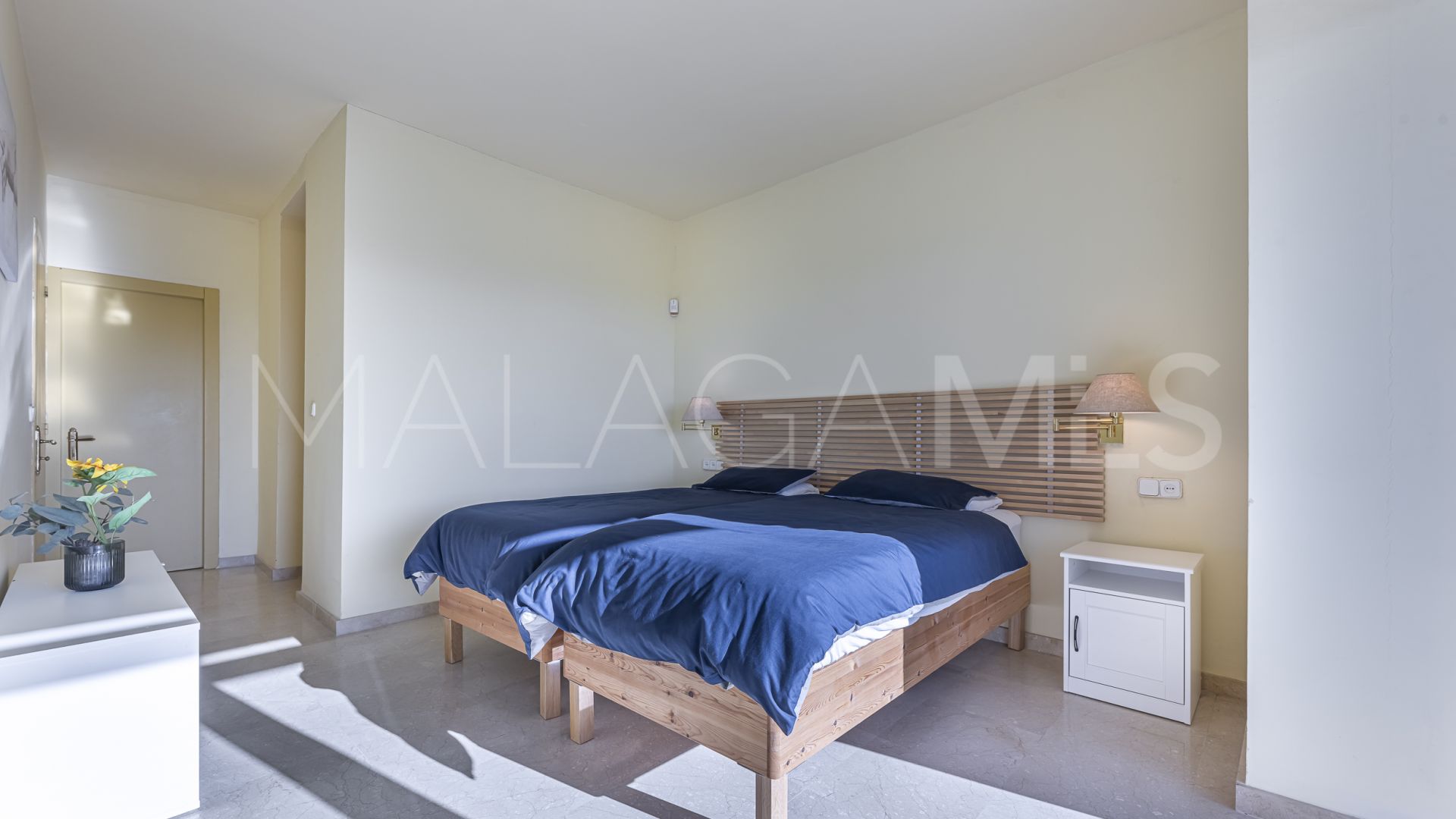 Lägenhet for sale in Elviria