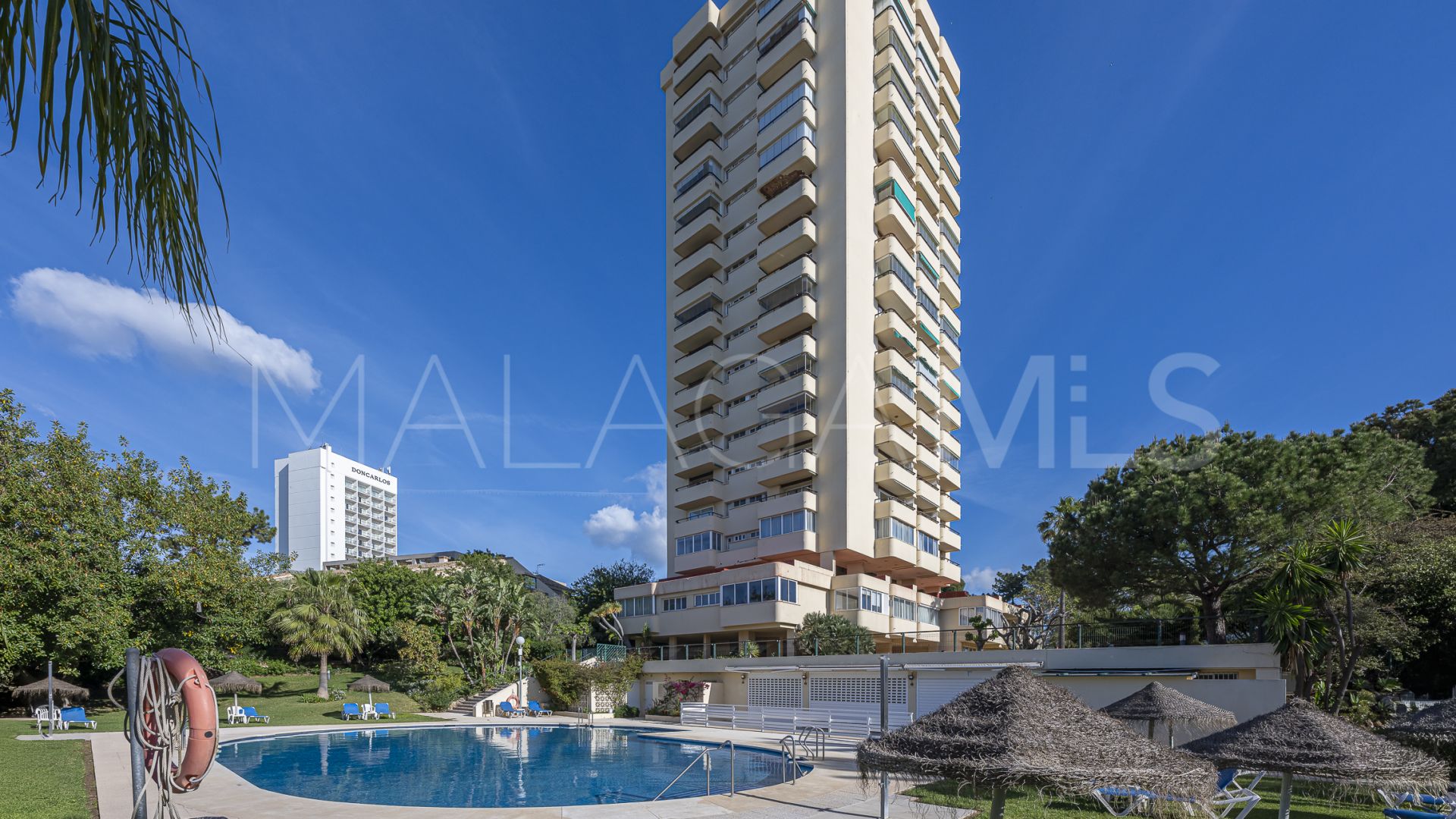 Lägenhet for sale in Elviria