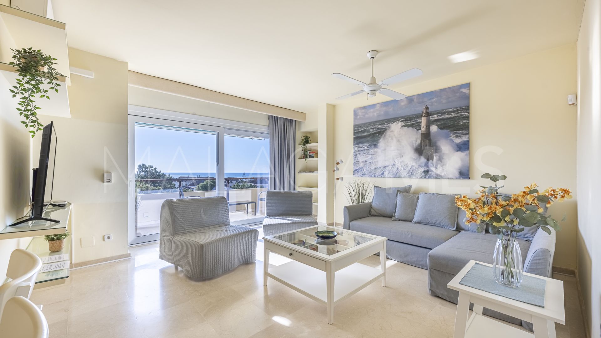 Lägenhet for sale in Elviria