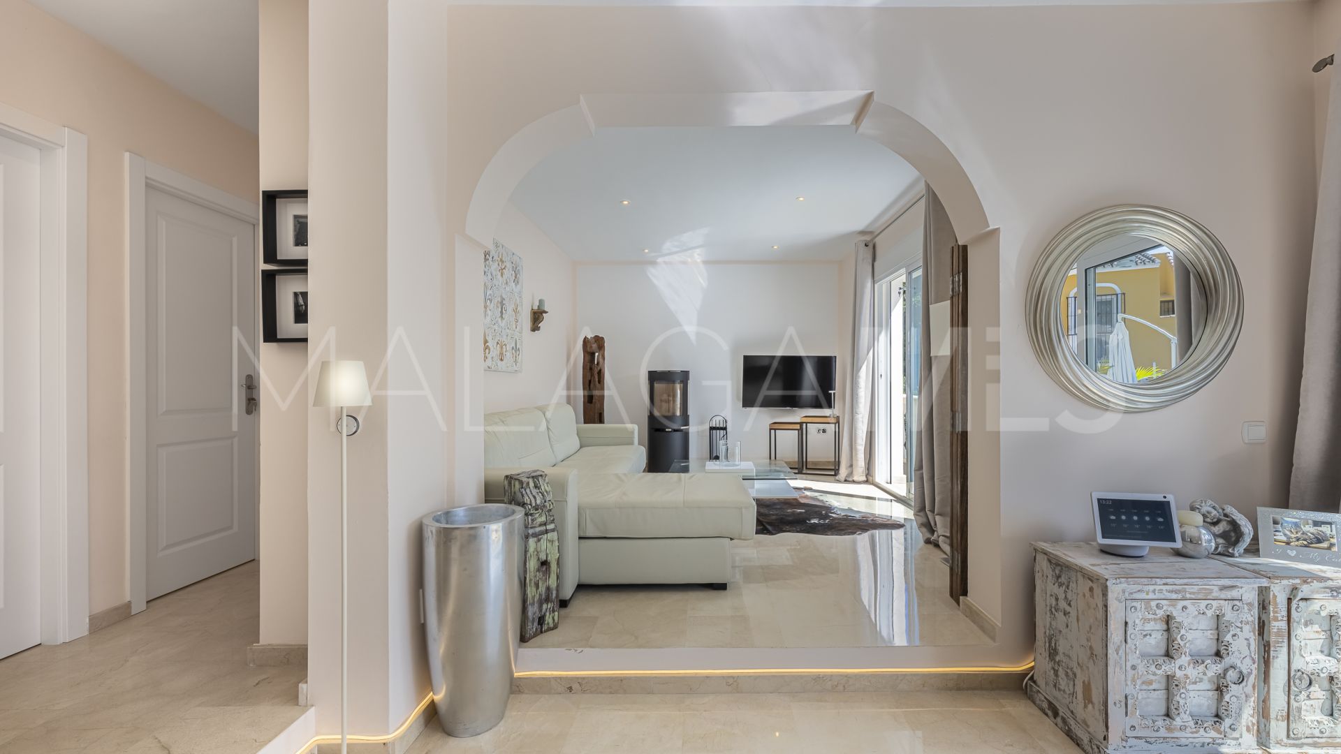 Calahonda 4 bedrooms villa for sale