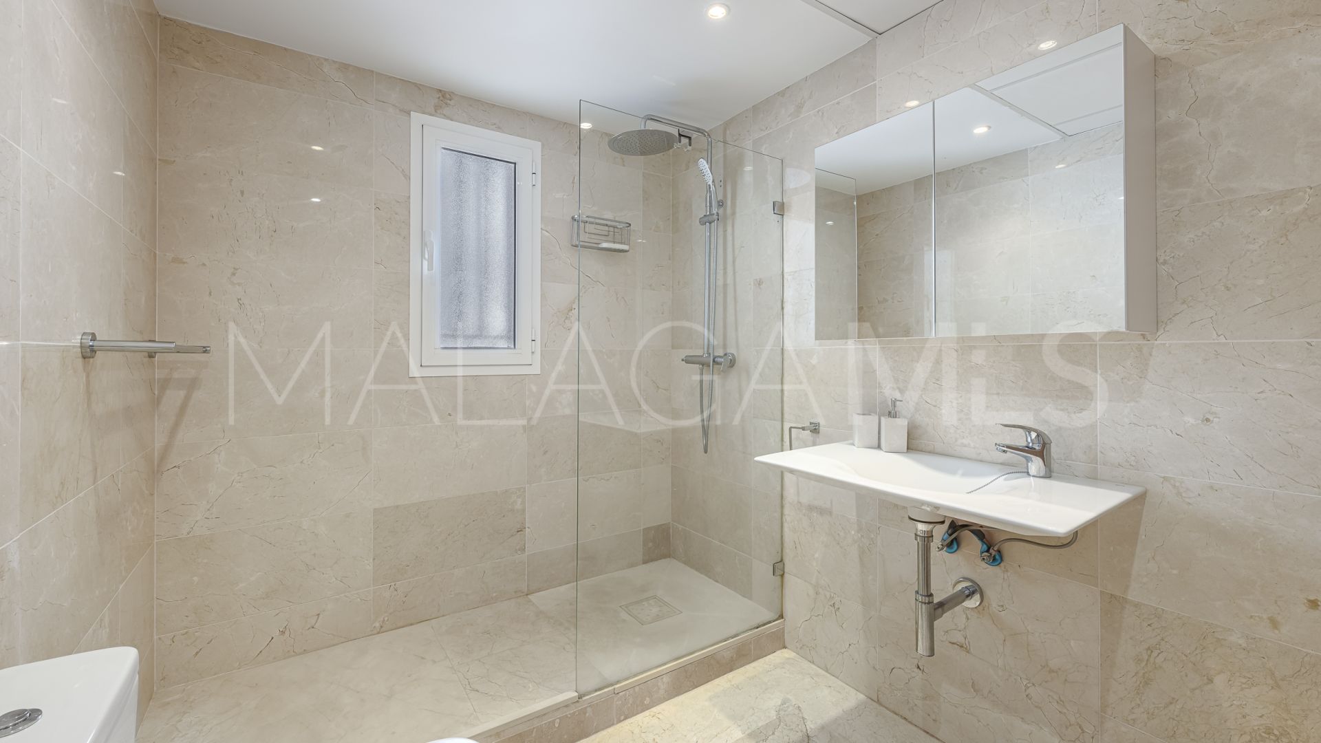 For sale apartment in La Mairena with 3 bedrooms