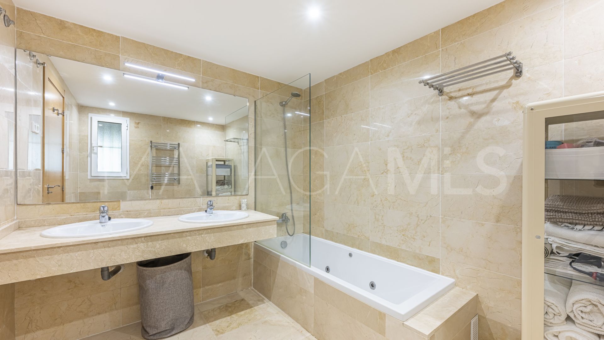 Apartment with 3 bedrooms for sale in La Mairena