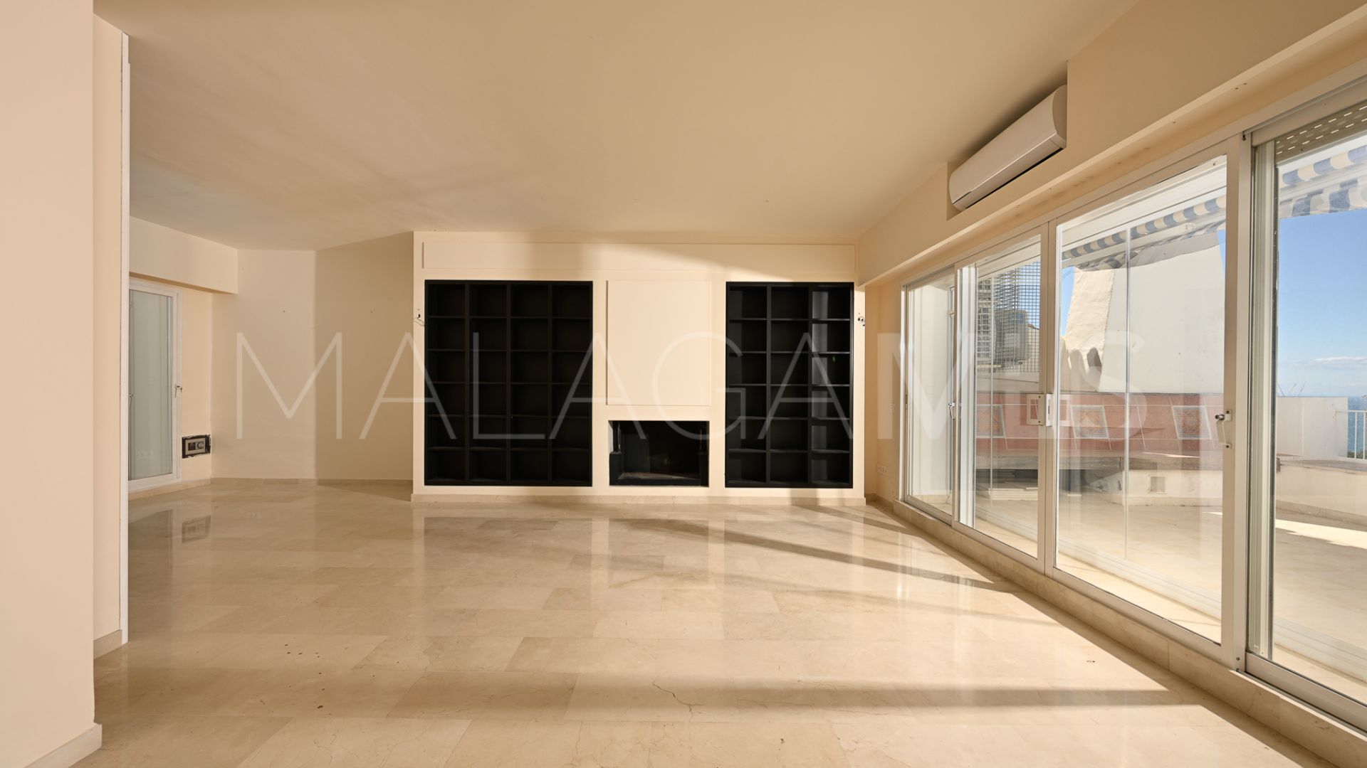 Apartment for sale in Rio Real