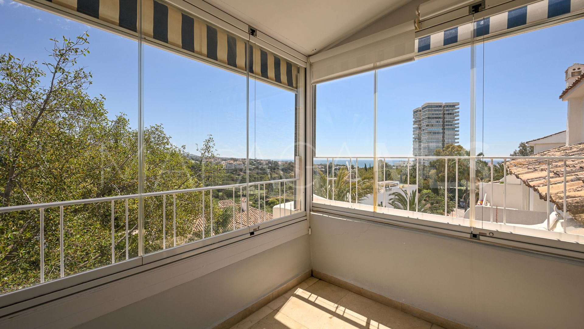Apartment for sale in Rio Real
