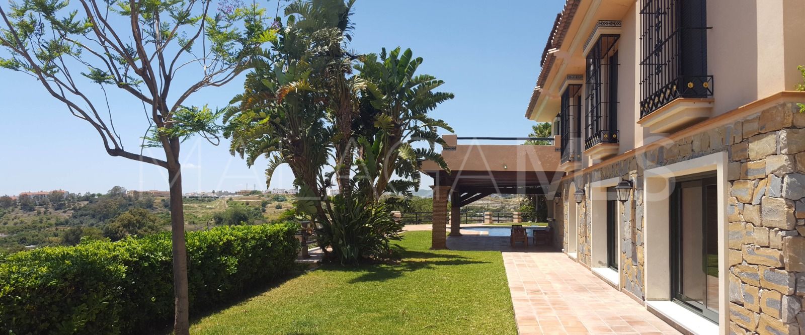For sale Estepona East 5 bedrooms finca
