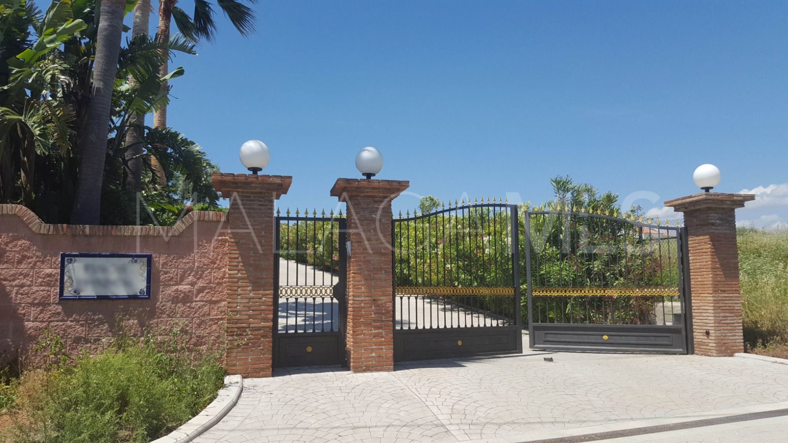 For sale Estepona East 5 bedrooms finca