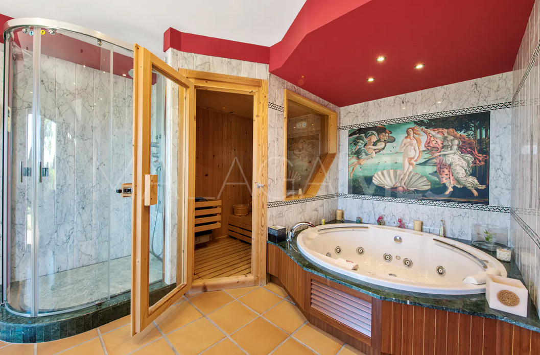 For sale Estepona East 5 bedrooms finca