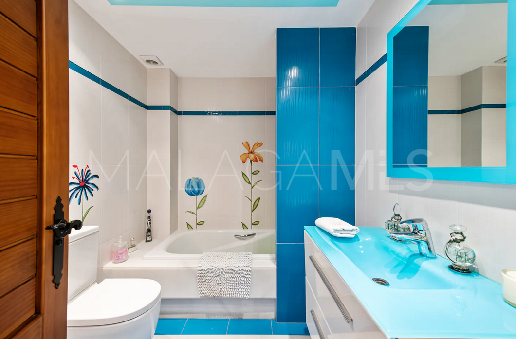 For sale Estepona East 5 bedrooms finca