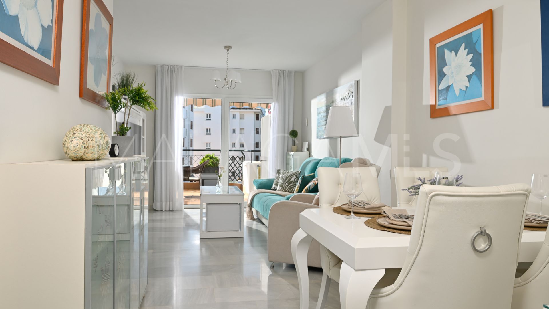 Lägenhet for sale in Calahonda