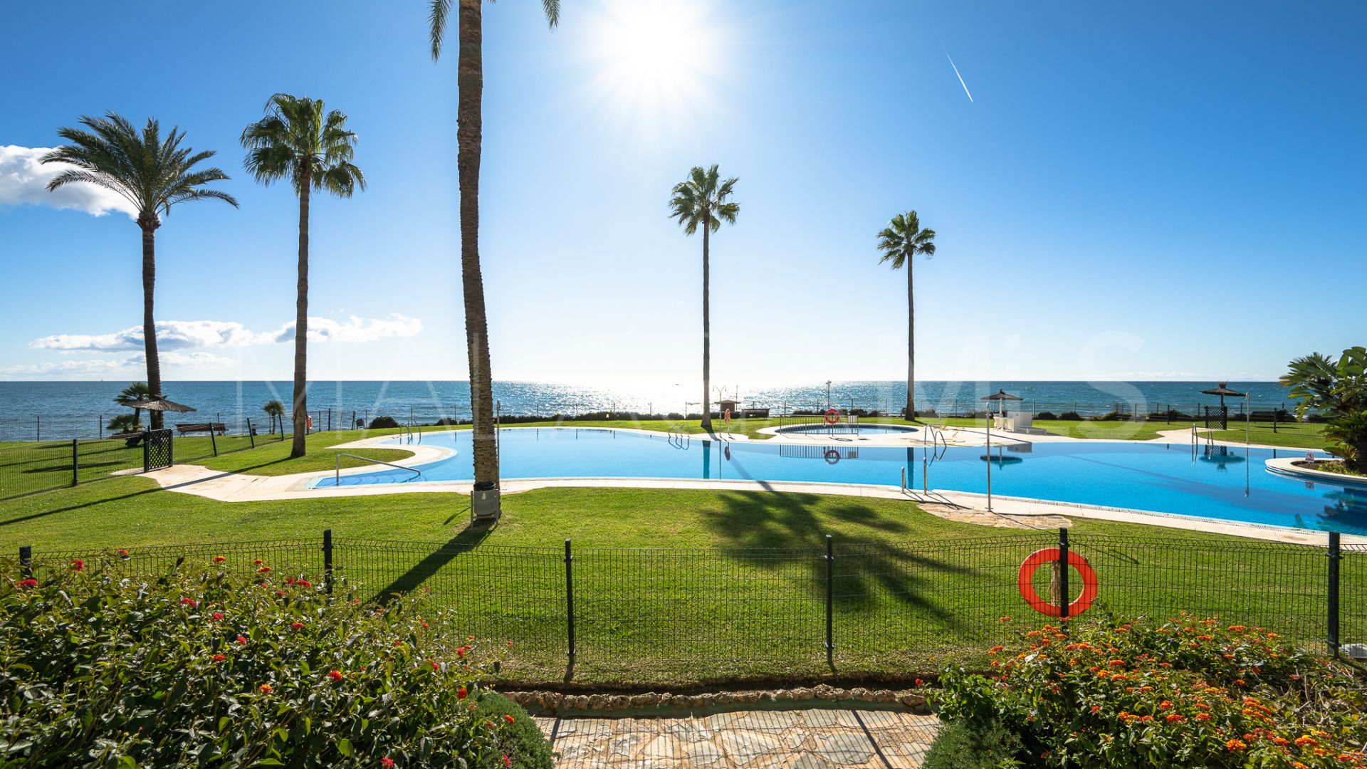 Lägenhet for sale in Calahonda